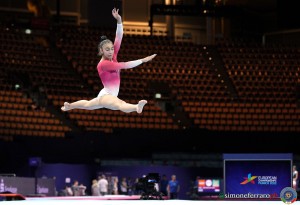 tur ph simone ferraro sfa08575 copia